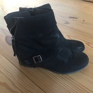 Womens Jellypop Suede Combat/Biker/Moto Boots in Black